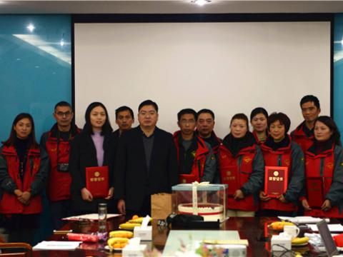 2016年度“威爱夕阳红”项目恳谈会暨2017年度启动仪式在sunbet举行