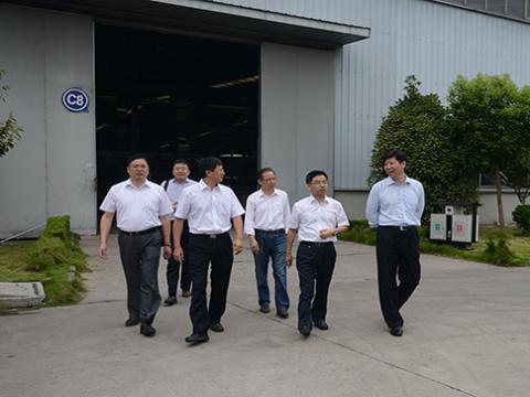 国家认监委领导一行到sunbet母线调研