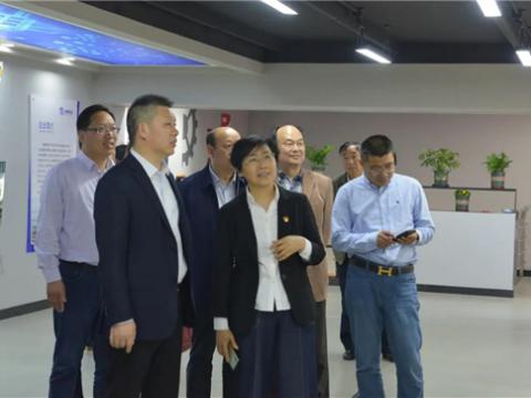 镇江市委组织部、关工委、市场监督管理局等一行领导来我公司调研关工委工作
