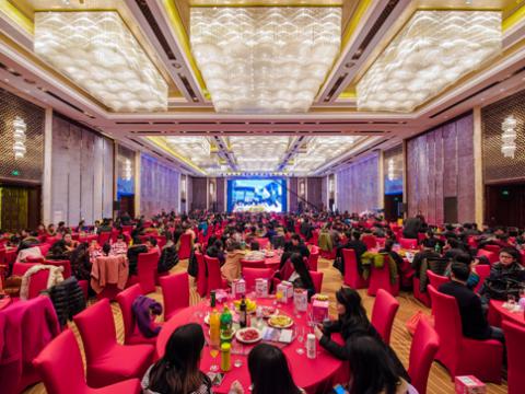 sunbet，新征程
——sunbet母线2014年度颁奖盛典暨2015新春年会